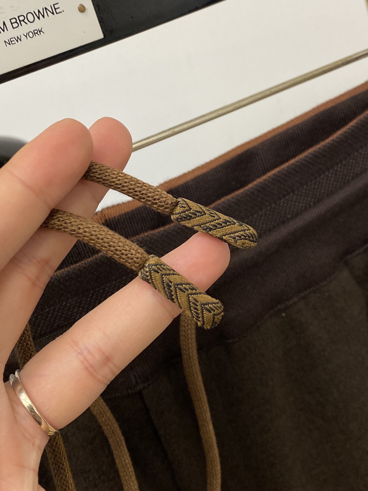 Loro Piana、2026爆款休闲裤 高弹显瘦必爆简约百搭爆款，做工精细，每一针都看得到用心，超多明星网红最爱 拉长