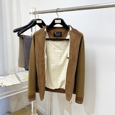 Loro Piana、2026新品夹克外套,时尚帅气,简约百搭款,胸前精致刺绣字母图案logo,定制原版面料,不仅挺括, Loro Piana、2026新品夹克外套,时尚帅气,简约百搭款,胸前精致刺绣字母图案logo,定制原版面料,不仅挺括,