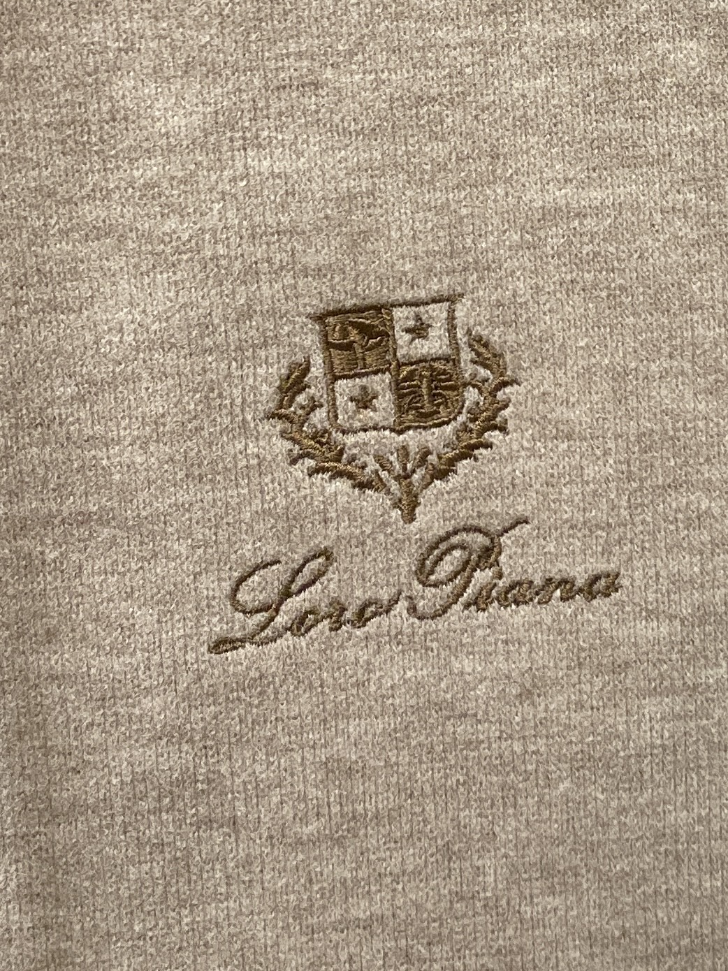 Loro Piana、2026最新品，时尚休闲套装，顶级原版面料打造，穿着舒适，吸湿性透气性都非常良好，色牢度超高！无论