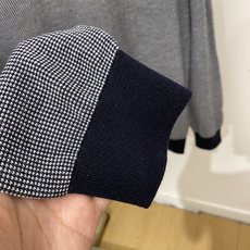 Brunello Cucinelli、2026新品针织长袖,时尚帅气,简约百搭款,胸前精致刺绣图案logo,定制原版面料 Brunello Cucinelli、2026新品针织长袖,时尚帅气,简约百搭款,胸前精致刺绣图案logo,定制原版面料