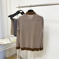 Brunello Cucinelli、2026新品针织长袖,时尚帅气,简约百搭款,胸前精致刺绣图案logo,定制原版面料 Brunello Cucinelli、2026新品针织长袖,时尚帅气,简约百搭款,胸前精致刺绣图案logo,定制原版面料