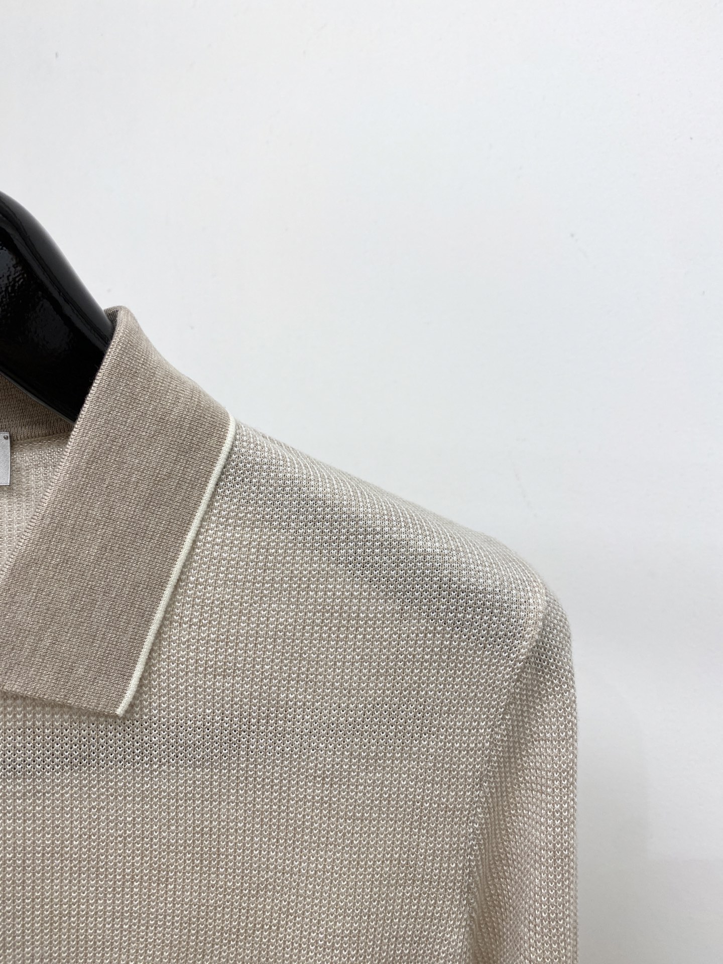 Brunello Cucinelli、2026新品针织长袖,时尚帅气,简约百搭款,胸前精致刺绣图案logo,定制原版面料 Brunello Cucinelli、2026新品针织长袖,时尚帅气,简约百搭款,胸前精致刺绣图案logo,定制原版面料