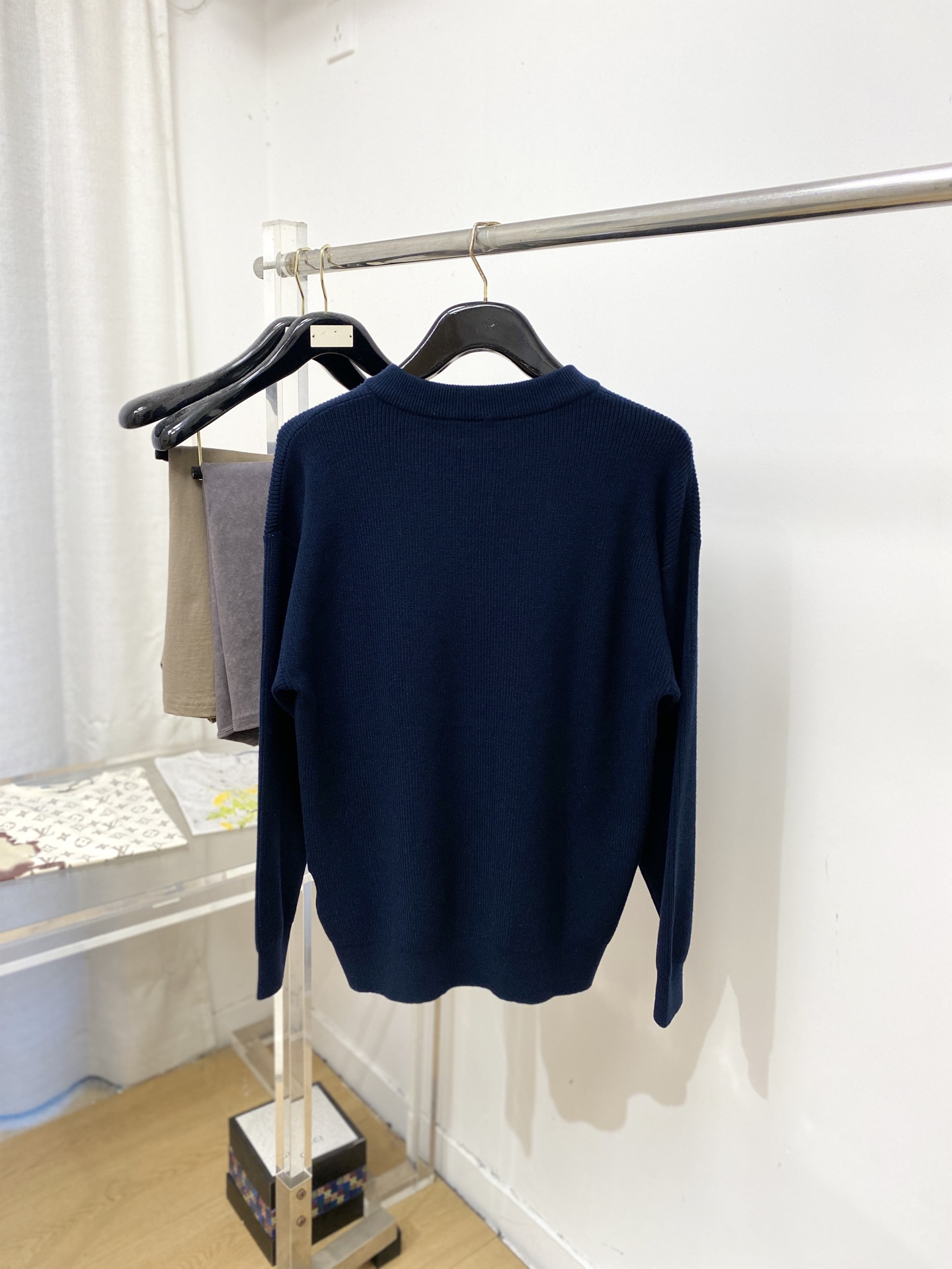 Brunello Cucinelli、2026新品羊毛衣 具有手感细腻柔软，可直接与肌肤接触，让暖心的纱线变化出细腻的质