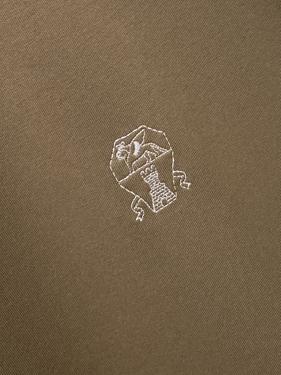B*、2026新品卫衣，时尚帅气，简约百搭款，胸前精致刺绣图案logo，定制原版面料，不仅挺括，保持潮流的廓形，又穿着舒