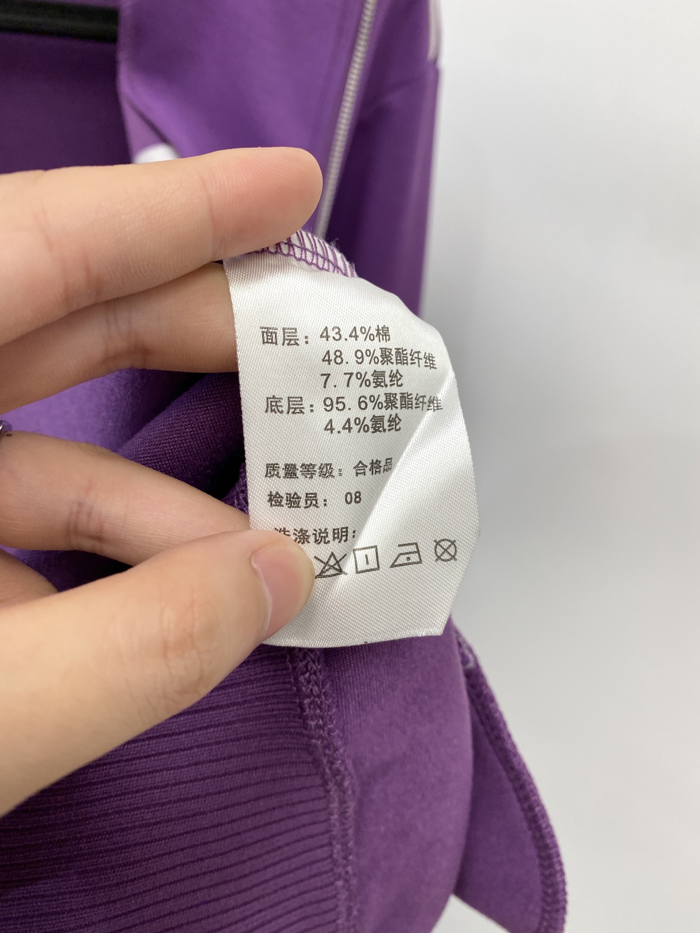 Y*、2026新品卫衣外套，时尚帅气，简约百搭款，胸前精致刺绣字母logo，定制原版面料，不仅挺括，保持潮流的廓形，又穿