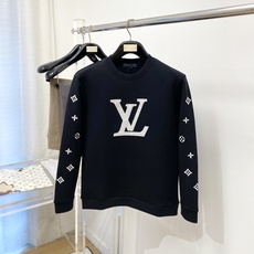 路*、2026新品卫衣,帅气时尚,胸口精致刺绣字母logo,简约百搭款。面料棉 不仅挺括,保持潮流的廓形,又穿着舒适,纱 路*、2026新品卫衣,帅气时尚,胸口精致刺绣字母logo,简约百搭款。面料棉 不仅挺括,保持潮流的廓形,又穿着舒适,纱