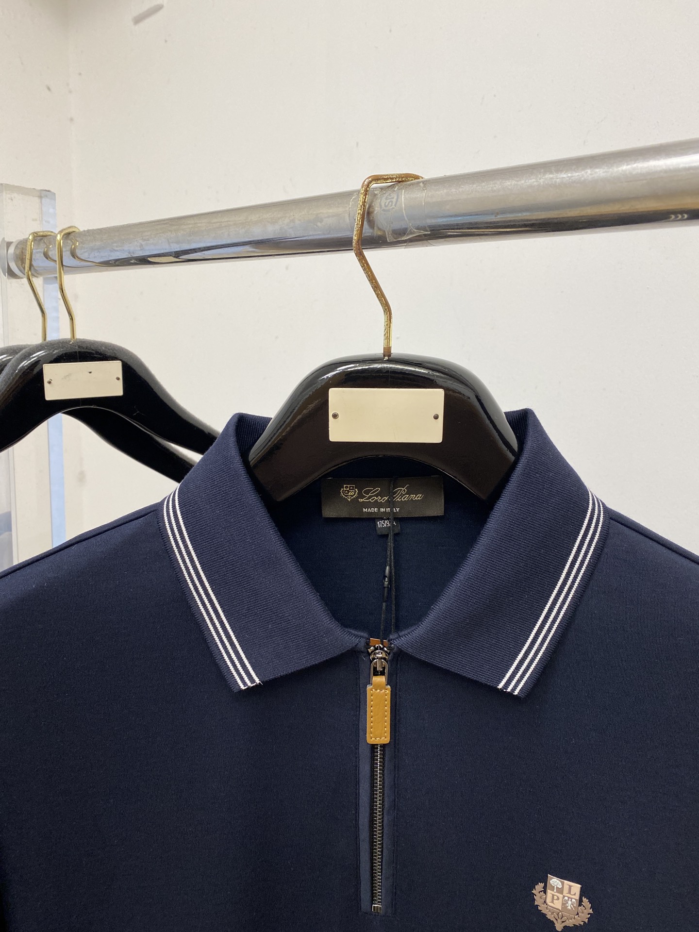 L*、2026新品长袖卫衣，时尚帅气，简约百搭款，胸前顶级印胶图案字母logo，定制原版面料，不仅挺括，保持潮流的廓形，