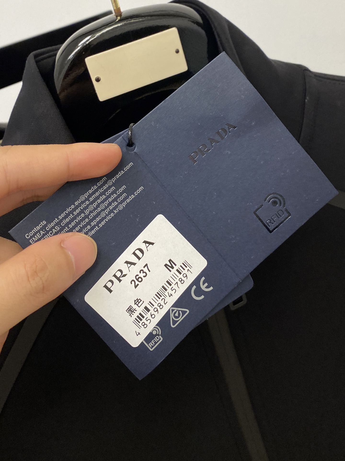 普*、2026最新品，时尚休闲套装，顶级原版面料打造，穿着舒适，吸湿性透气性都非常良好，色牢度超高！无论内搭还是外穿都非