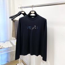 芬*、2026新品长袖,时尚帅气,简约百搭款,胸前精致刺绣字母logo,定制原版面料,不仅挺括,保持潮流的廓形,又穿着舒 芬*、2026新品长袖,时尚帅气,简约百搭款,胸前精致刺绣字母logo,定制原版面料,不仅挺括,保持潮流的廓形,又穿着舒
