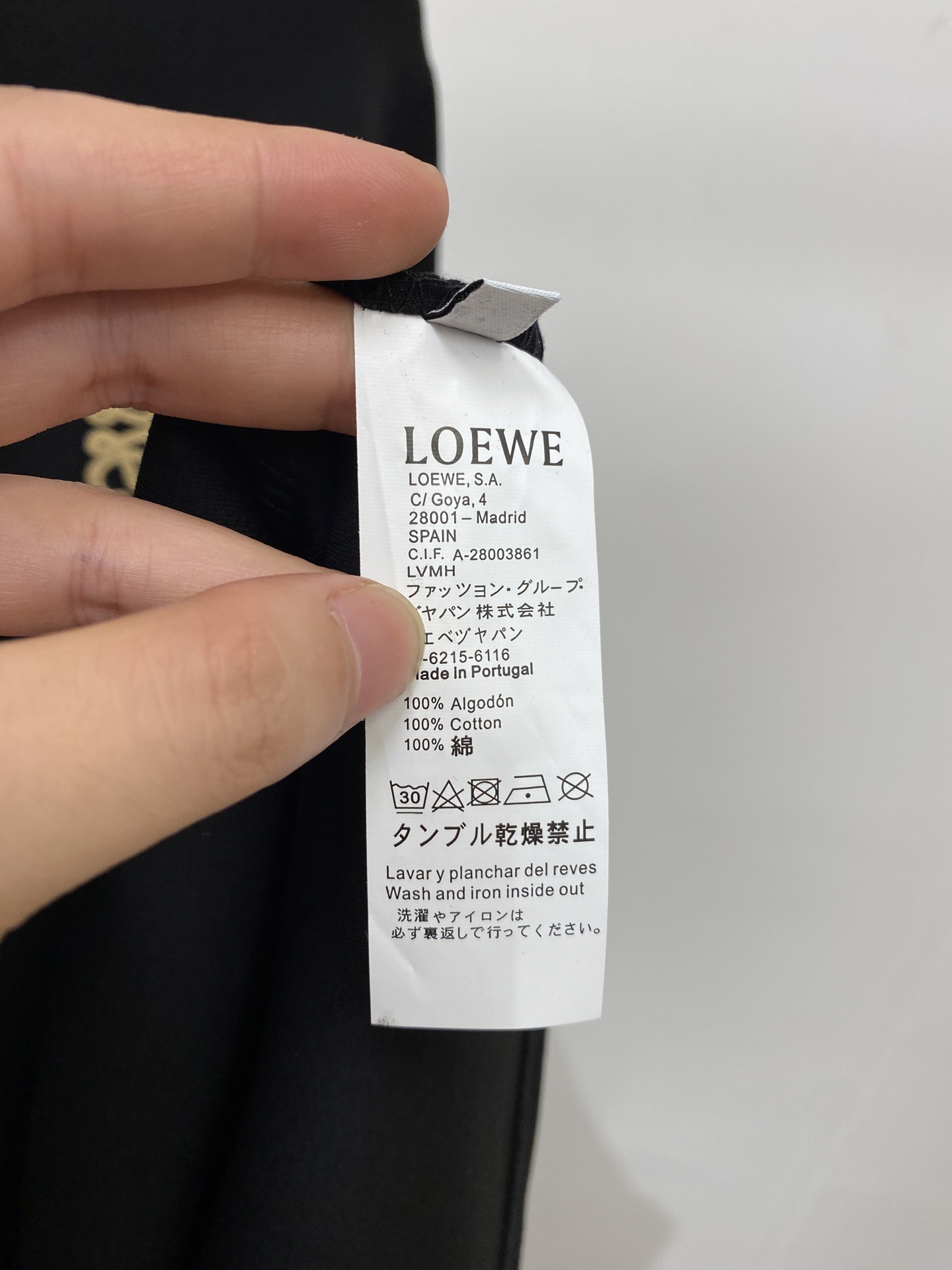 罗*、2026新品长袖，时尚帅气，简约百搭款，胸前精致刺绣图案logo，定制原版面料，不仅挺括，保持潮流的廓形，又穿着舒