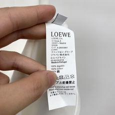 罗*、2026新品长袖,时尚帅气,简约百搭款,胸前精致刺绣图案logo,定制原版面料,不仅挺括,保持潮流的廓形,又穿着舒 罗*、2026新品长袖,时尚帅气,简约百搭款,胸前精致刺绣图案logo,定制原版面料,不仅挺括,保持潮流的廓形,又穿着舒