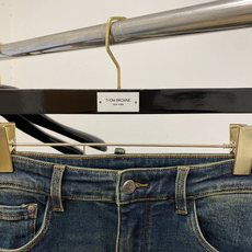  克*、2026最新品,专柜同步有售,原单狠货,水洗休闲牛仔裤,进口原版水洗弹力面料,舒适有弹性,原版五金辅料装饰lo  克*、2026最新品,专柜同步有售,原单狠货,水洗休闲牛仔裤,进口原版水洗弹力面料,舒适有弹性,原版五金辅料装饰lo