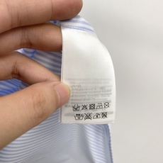 Y*、2026新品衬衫,时尚帅气,简约百搭款,定制原版面料,不仅挺括,保持潮流的廓形,又穿着舒适,纱织更细腻码数M-3X Y*、2026新品衬衫,时尚帅气,简约百搭款,定制原版面料,不仅挺括,保持潮流的廓形,又穿着舒适,纱织更细腻码数M-3X