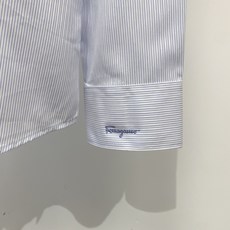菲*、2026新品衬衫,时尚帅气,简约百搭款,定制原版面料,不仅挺括,保持潮流的廓形,又穿着舒适,纱织更细腻码数M-3X 菲*、2026新品衬衫,时尚帅气,简约百搭款,定制原版面料,不仅挺括,保持潮流的廓形,又穿着舒适,纱织更细腻码数M-3X