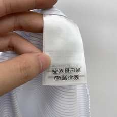 菲*、2026新品衬衫,时尚帅气,简约百搭款,定制原版面料,不仅挺括,保持潮流的廓形,又穿着舒适,纱织更细腻码数M-3X 菲*、2026新品衬衫,时尚帅气,简约百搭款,定制原版面料,不仅挺括,保持潮流的廓形,又穿着舒适,纱织更细腻码数M-3X