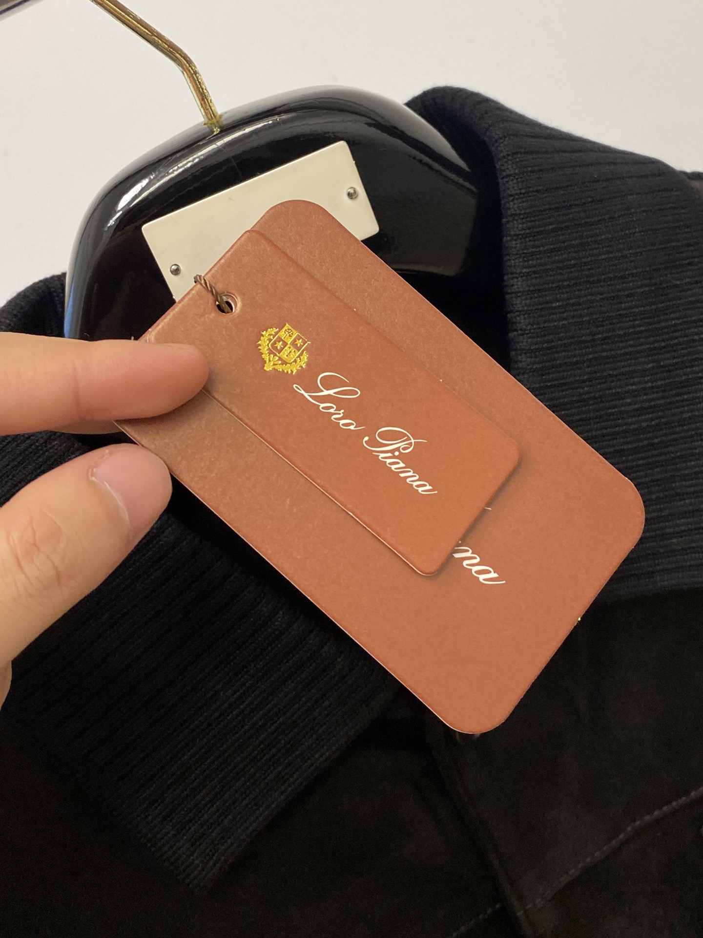 L*、2026新品夹克外套，时尚帅气，简约百搭款，胸前刺绣装饰图案logo，定制原版面料，不仅挺括，保持潮流的廓形，又穿