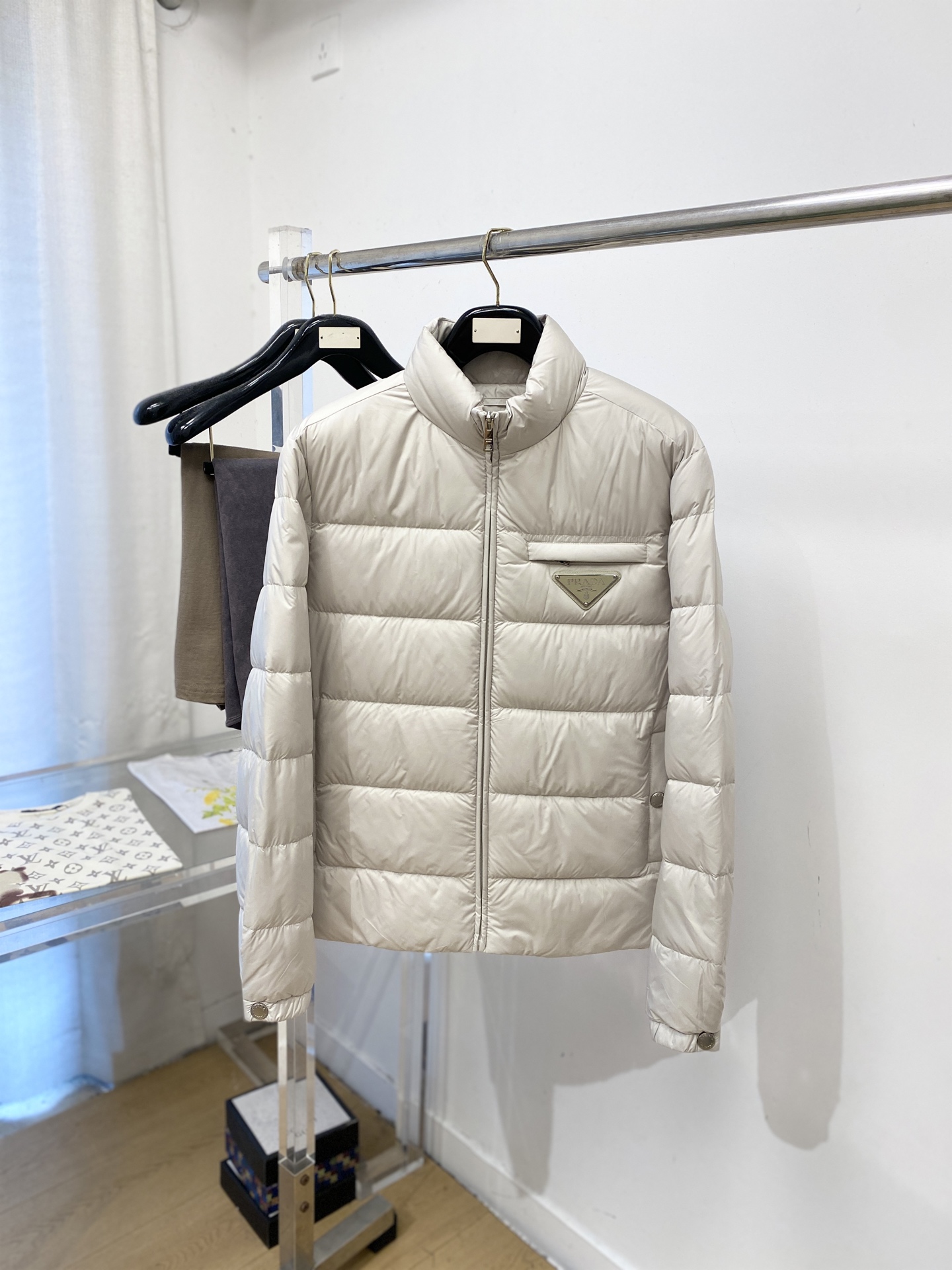 普*、2026最新款男士羽绒服、面料柔软舒适 .上身版型超赞 .拉链.辅料都是客供 、进口面料,轻便舒适,保暖有型、简单 普*、2026最新款男士羽绒服、面料柔软舒适 .上身版型超赞 .拉链.辅料都是客供 、进口面料,轻便舒适,保暖有型、简单