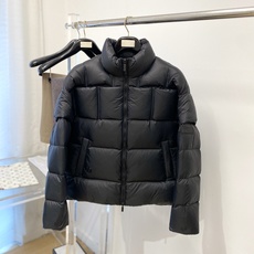 迪*、2026最新款男士羽绒服、面料柔软舒适 .上身版型超赞 .拉链.辅料都是客供 、进口面料,轻便舒适,保暖有型、简单 迪*、2026最新款男士羽绒服、面料柔软舒适 .上身版型超赞 .拉链.辅料都是客供 、进口面料,轻便舒适,保暖有型、简单