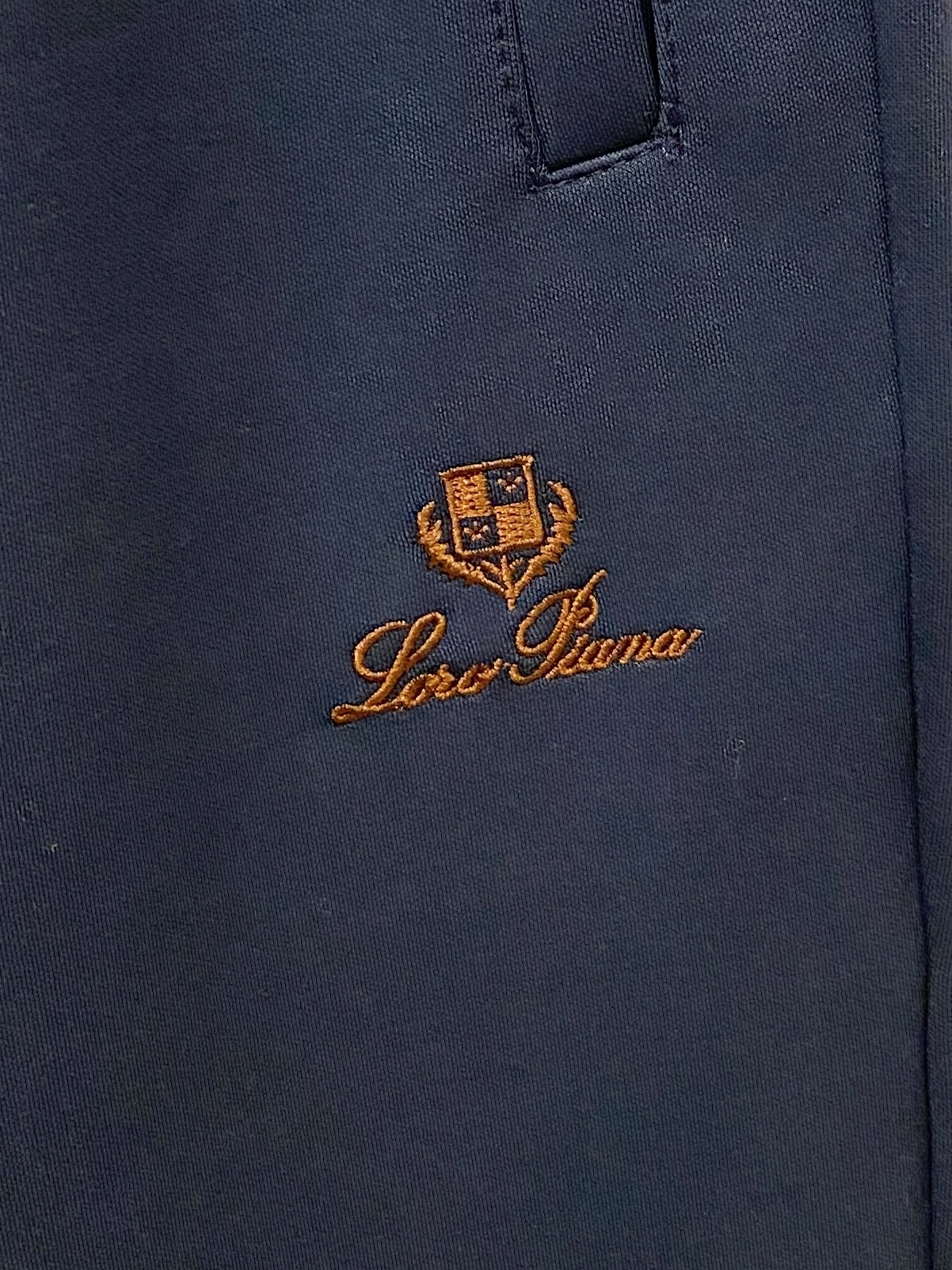 L*、2026最新品，时尚休闲套装，顶级原版面料打造，穿着舒适，吸湿性透气性都非常良好，色牢度超高！无论内搭还是外穿都非