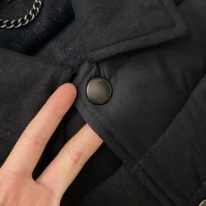 巴*、2026最新款男士羽绒服、面料柔软舒适 .上身版型超赞 .拉链.辅料都是客供 、进口面料,轻便舒适,保暖有型、简单 巴*、2026最新款男士羽绒服、面料柔软舒适 .上身版型超赞 .拉链.辅料都是客供 、进口面料,轻便舒适,保暖有型、简单