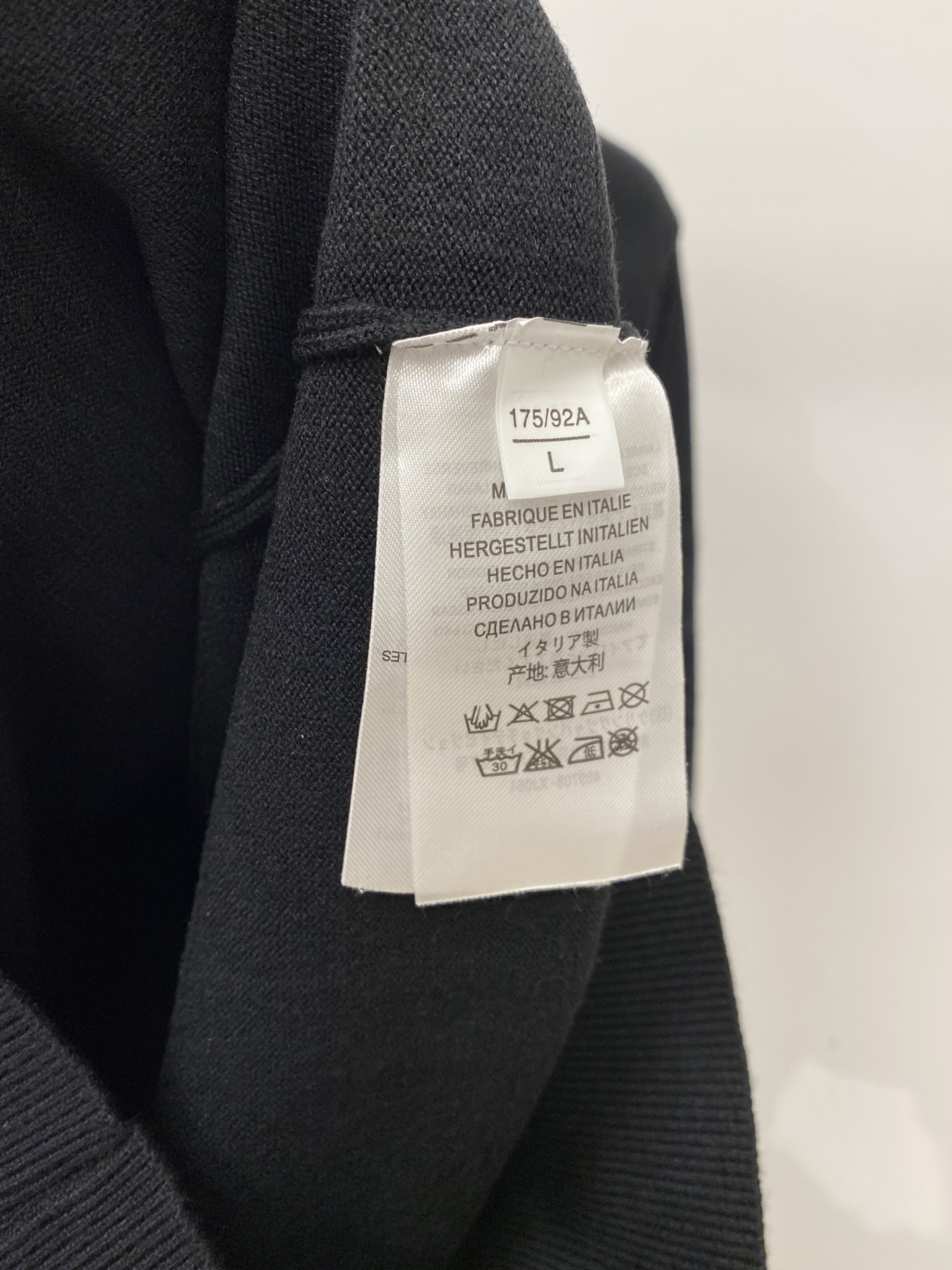 巴*、2026新品羊毛衣 具有手感细腻柔软,可直接与肌肤接触,让暖心的纱线变化出细腻的质感,顶级工艺极具特色出彩,款式简 巴*、2026新品羊毛衣 具有手感细腻柔软,可直接与肌肤接触,让暖心的纱线变化出细腻的质感,顶级工艺极具特色出彩,款式简
