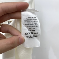 巴*、2026新品羊毛衣 具有手感细腻柔软,可直接与肌肤接触,让暖心的纱线变化出细腻的质感,顶级工艺极具特色出彩,款式简 巴*、2026新品羊毛衣 具有手感细腻柔软,可直接与肌肤接触,让暖心的纱线变化出细腻的质感,顶级工艺极具特色出彩,款式简