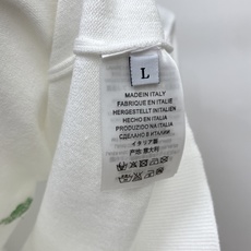 迪*、2026新品羊毛衣 具有手感细腻柔软,可直接与肌肤接触,让暖心的纱线变化出细腻的质感,顶级工艺极具特色出彩,款式简 迪*、2026新品羊毛衣 具有手感细腻柔软,可直接与肌肤接触,让暖心的纱线变化出细腻的质感,顶级工艺极具特色出彩,款式简
