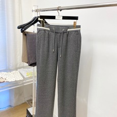 B*、2026最新品,时尚休闲套装,顶级原版面料打造,穿着舒适,吸湿性透气性都非常良好,色牢度超高!无论内搭还是外穿都非 B*、2026最新品,时尚休闲套装,顶级原版面料打造,穿着舒适,吸湿性透气性都非常良好,色牢度超高!无论内搭还是外穿都非