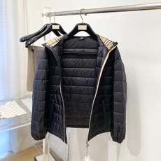 巴*、2026最新款男士羽绒服、面料柔软舒适 .上身版型超赞 .拉链.辅料都是客供 、进口面料,轻便舒适,保暖有型、简单 巴*、2026最新款男士羽绒服、面料柔软舒适 .上身版型超赞 .拉链.辅料都是客供 、进口面料,轻便舒适,保暖有型、简单