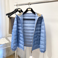 巴*、2026最新款男士羽绒服、面料柔软舒适 .上身版型超赞 .拉链.辅料都是客供 、进口面料,轻便舒适,保暖有型、简单 巴*、2026最新款男士羽绒服、面料柔软舒适 .上身版型超赞 .拉链.辅料都是客供 、进口面料,轻便舒适,保暖有型、简单