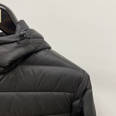 蒙*、2026最新款男士羽绒服、面料柔软舒适 .上身版型超赞 .拉链.辅料都是客供 、进口面料,轻便舒适,保暖有型、简单 蒙*、2026最新款男士羽绒服、面料柔软舒适 .上身版型超赞 .拉链.辅料都是客供 、进口面料,轻便舒适,保暖有型、简单