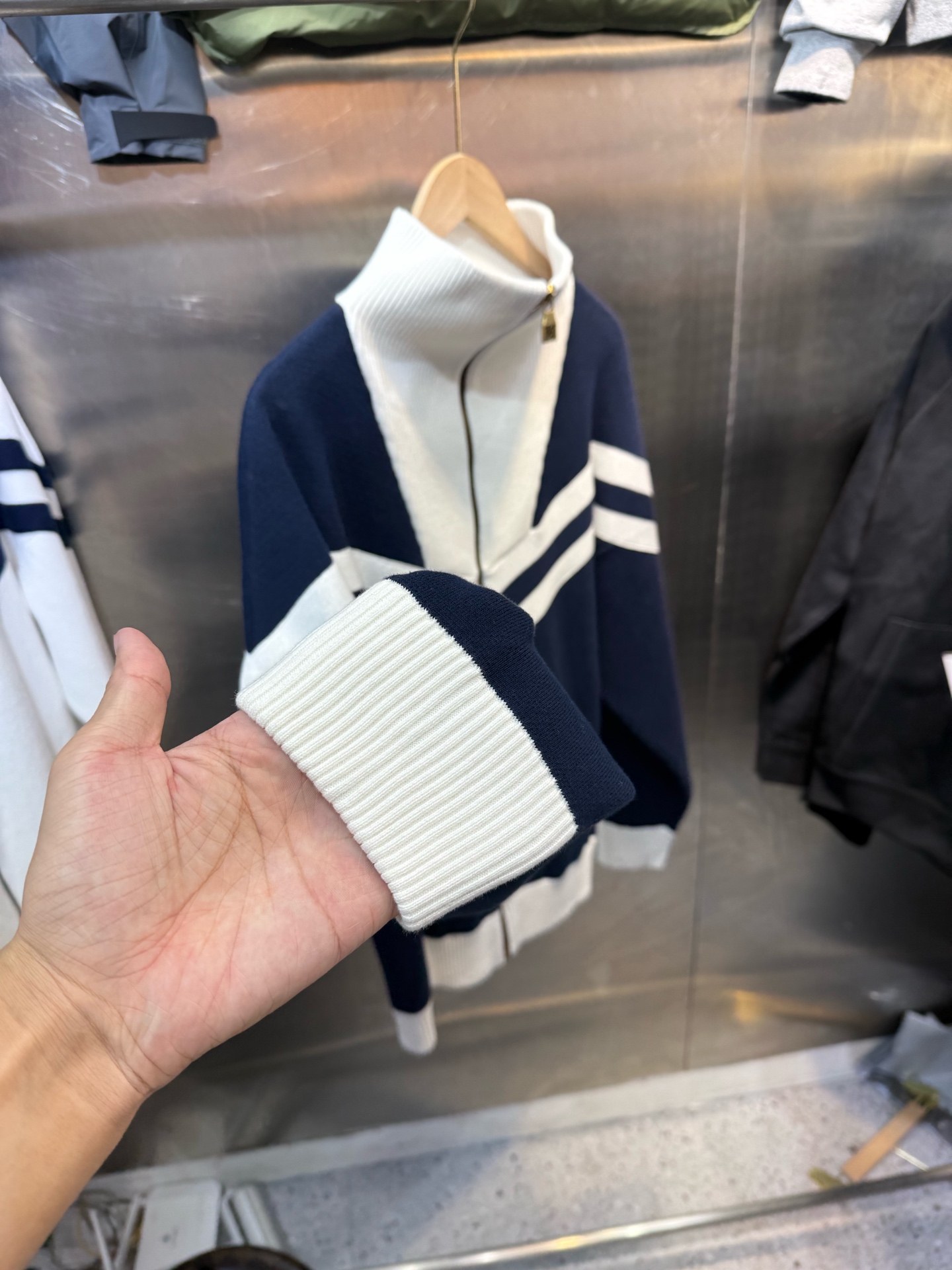 1V 线条间色绣花外套 S-XL 6