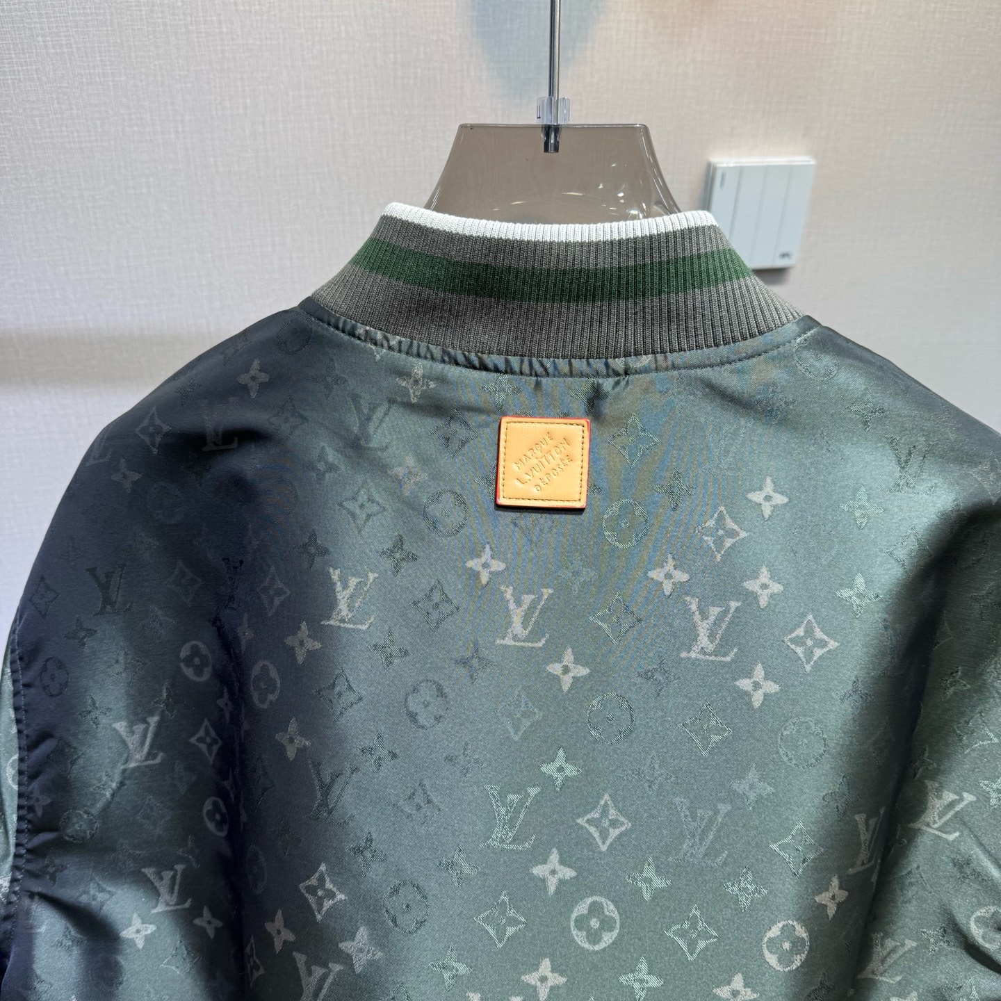 Louis Vuitton Padded Jacket - Comprehensive 6