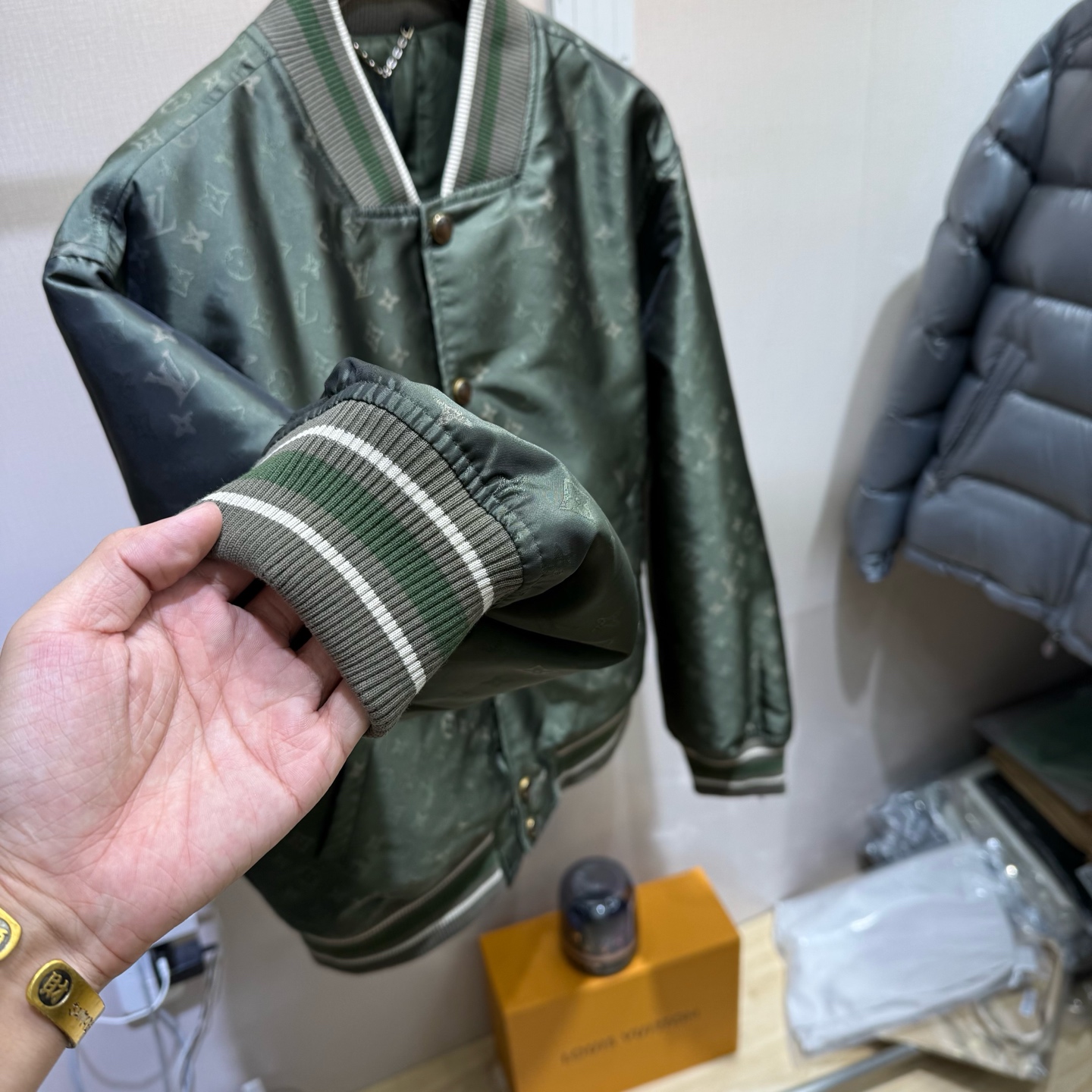 Louis Vuitton Padded Jacket - Comprehensive 5