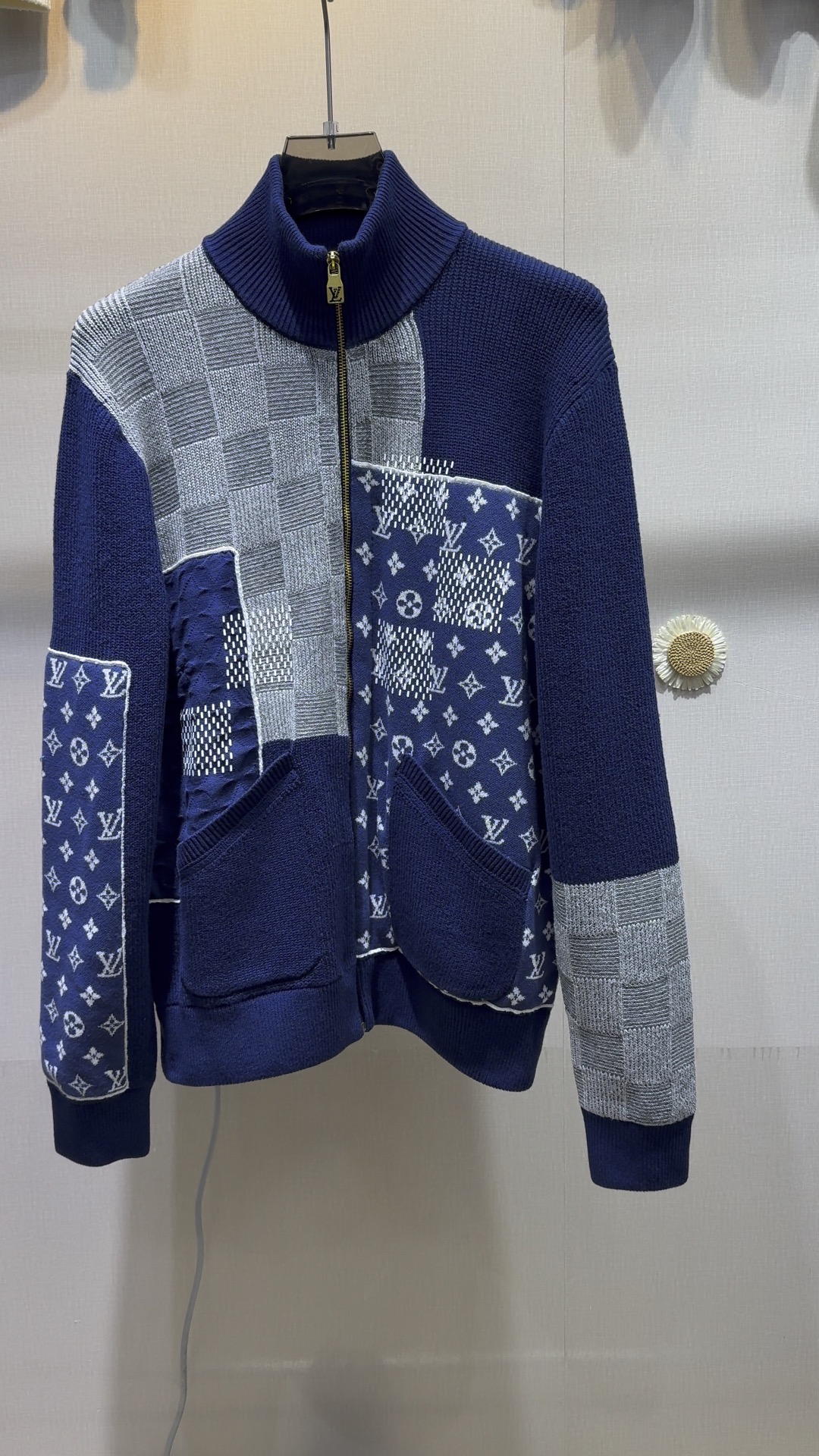 缪缪 Miu Miu 高定典藏名品高定成衣时装外套连衣裙衬衫T恤 #7846684C