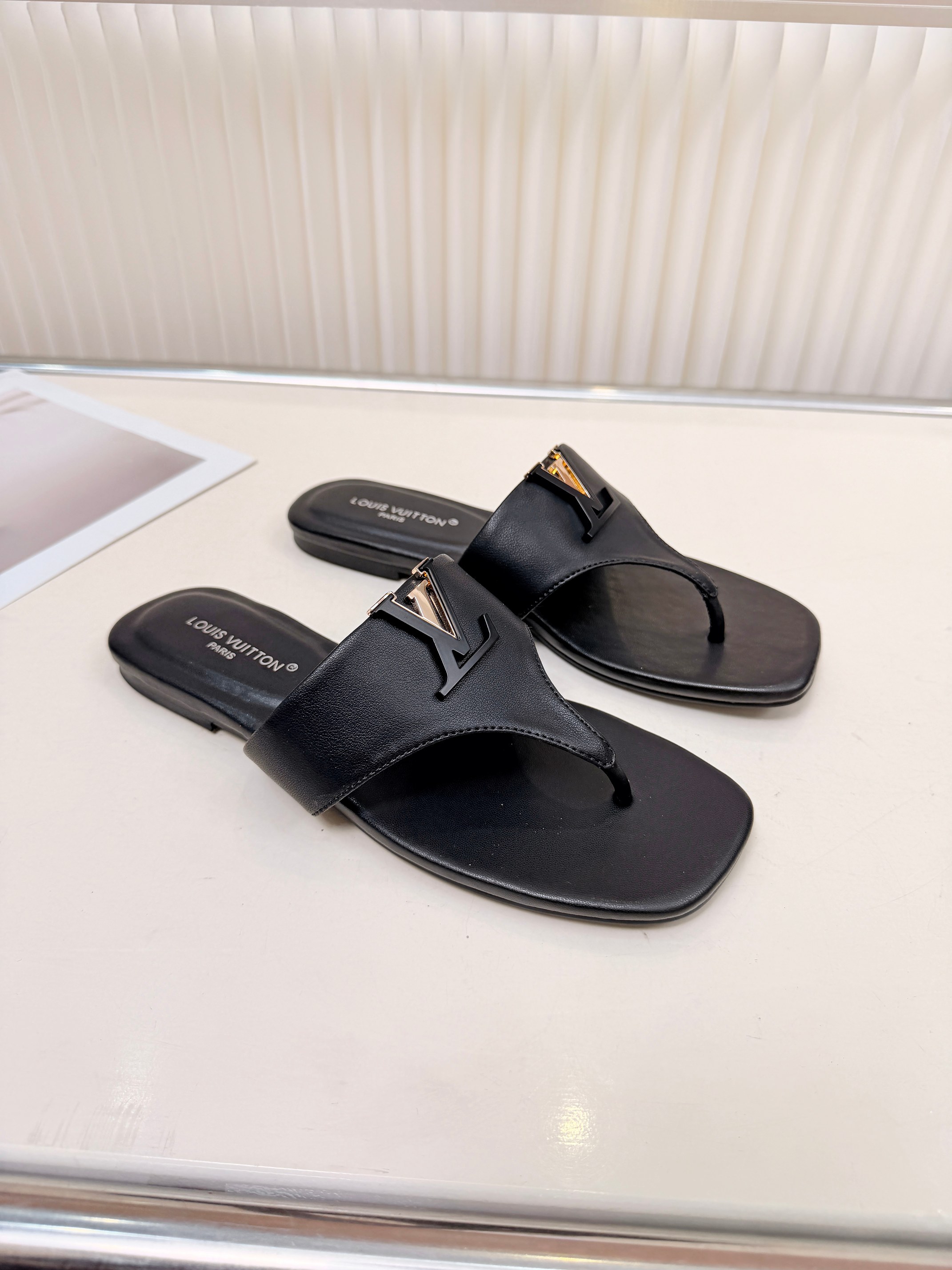 Louis Vuitton Women Shoes
