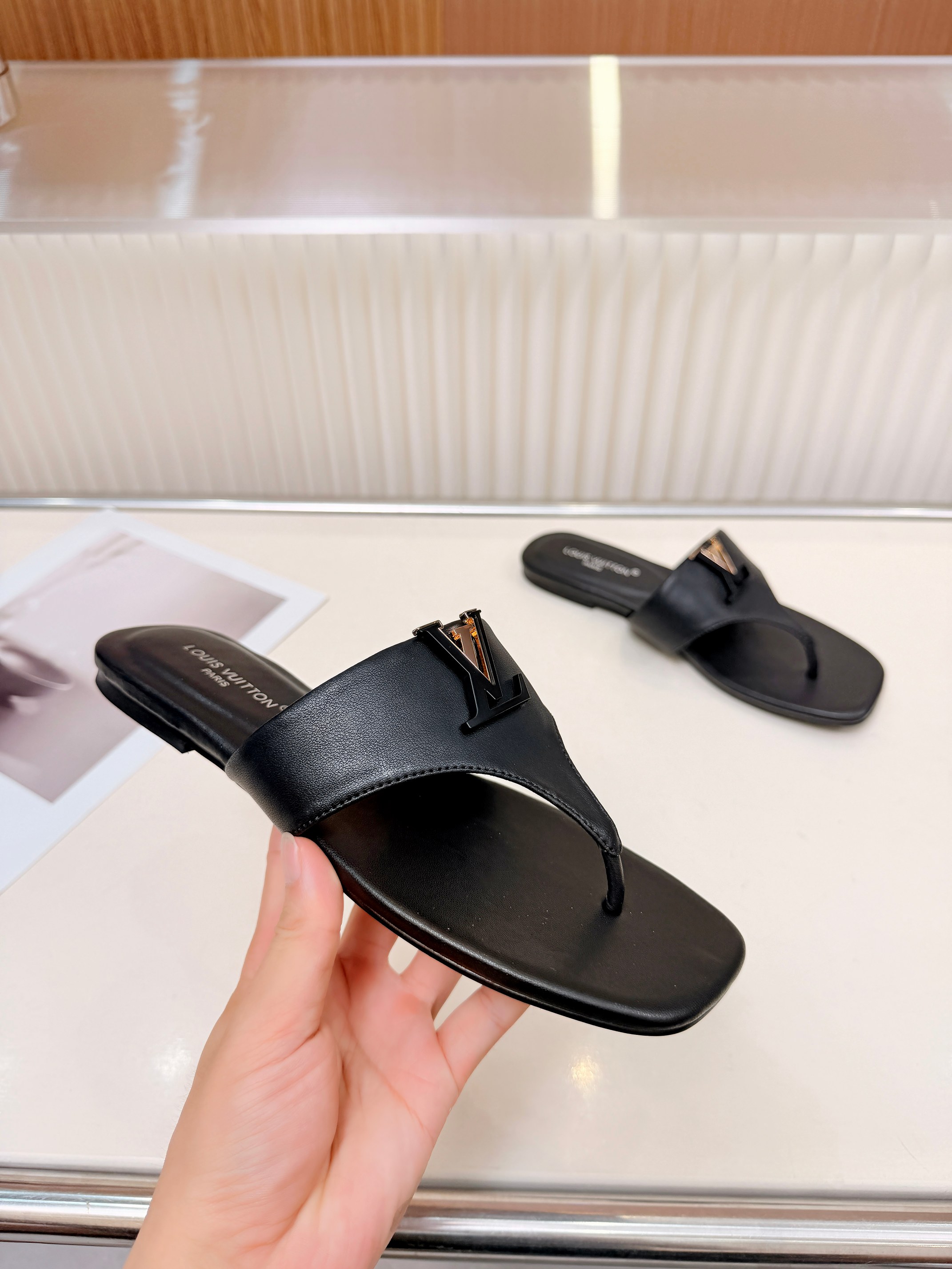 Louis Vuitton Women Shoes