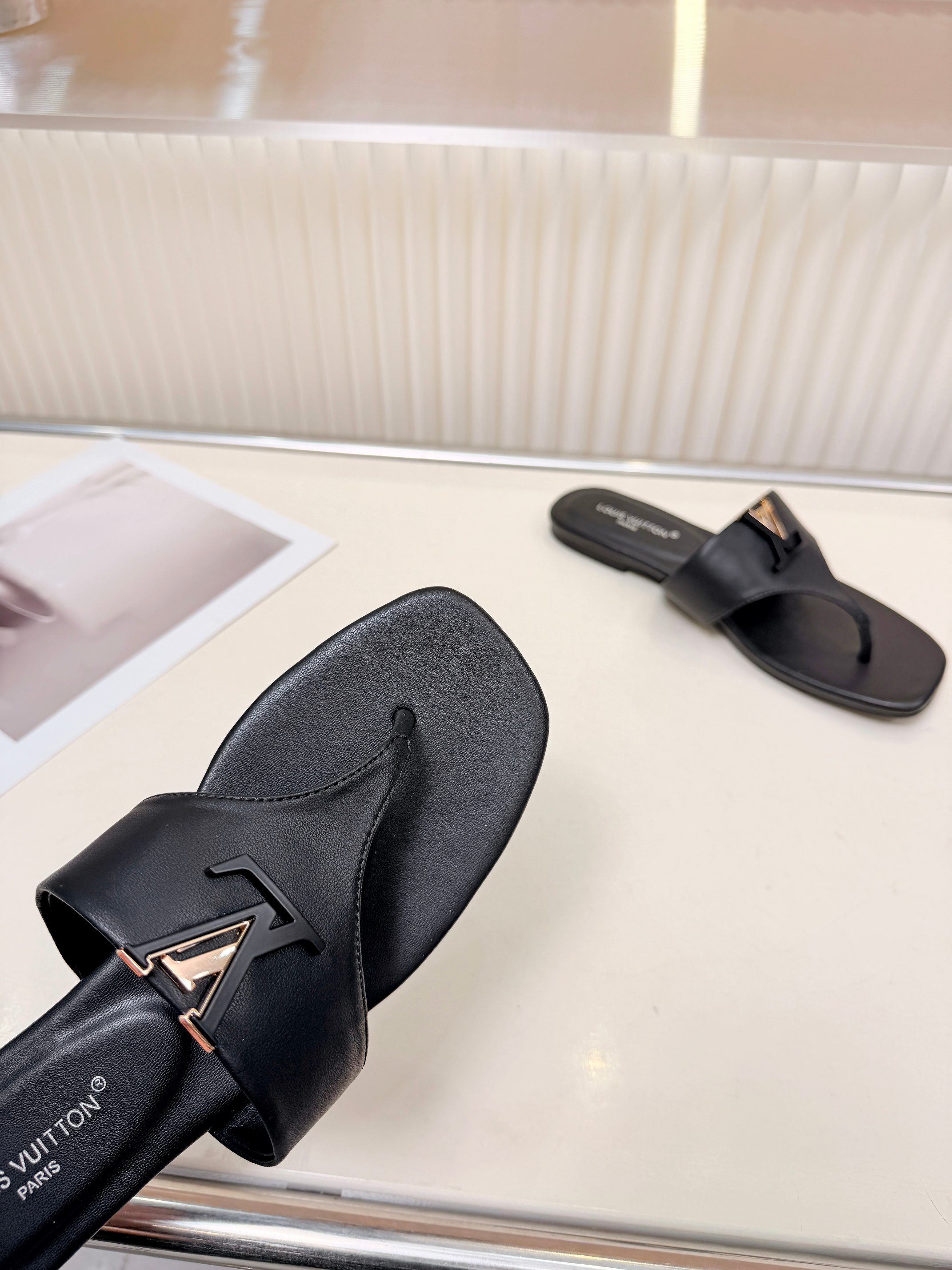 Louis Vuitton Women Shoes