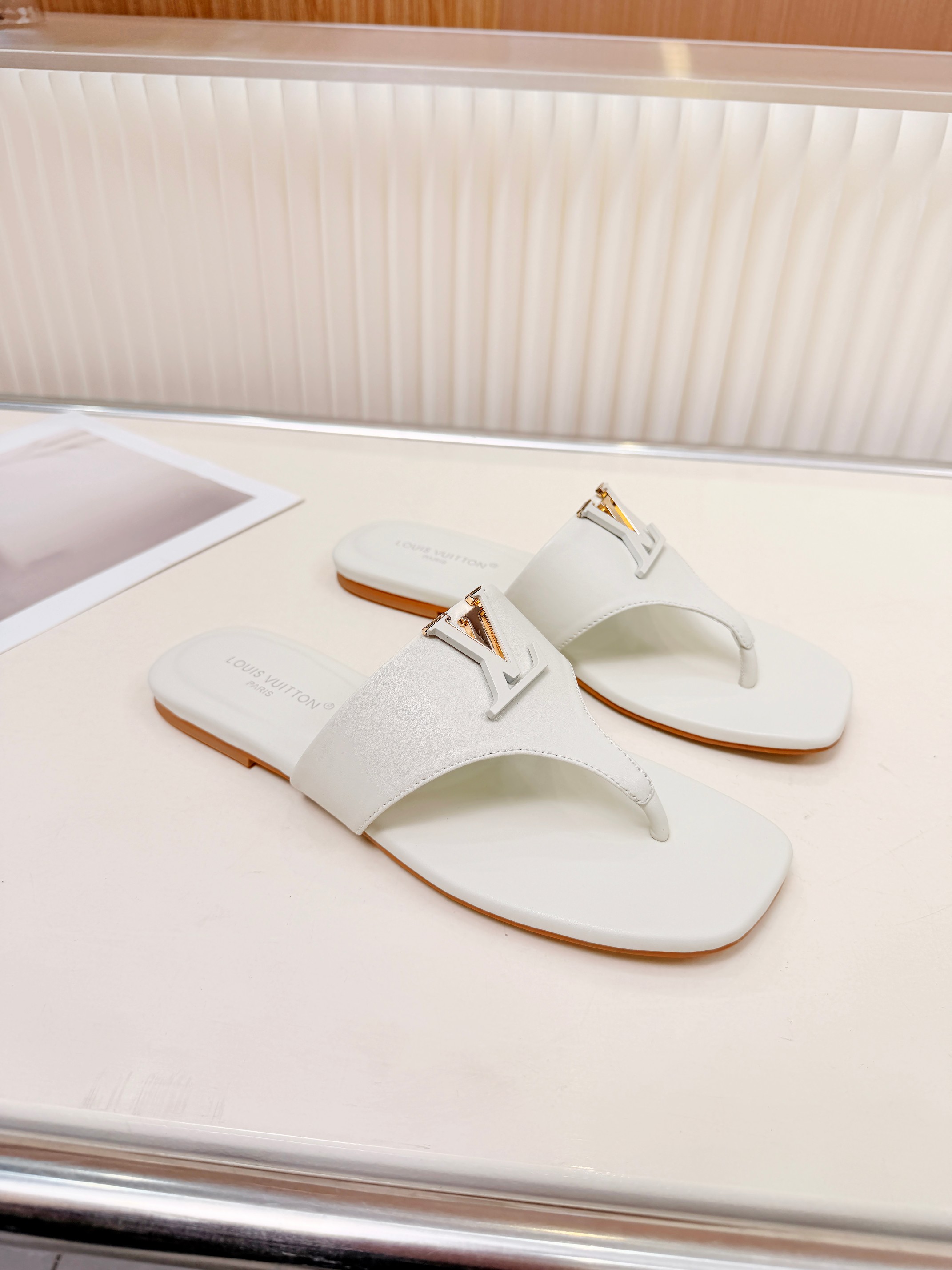 Louis Vuitton Women Shoes