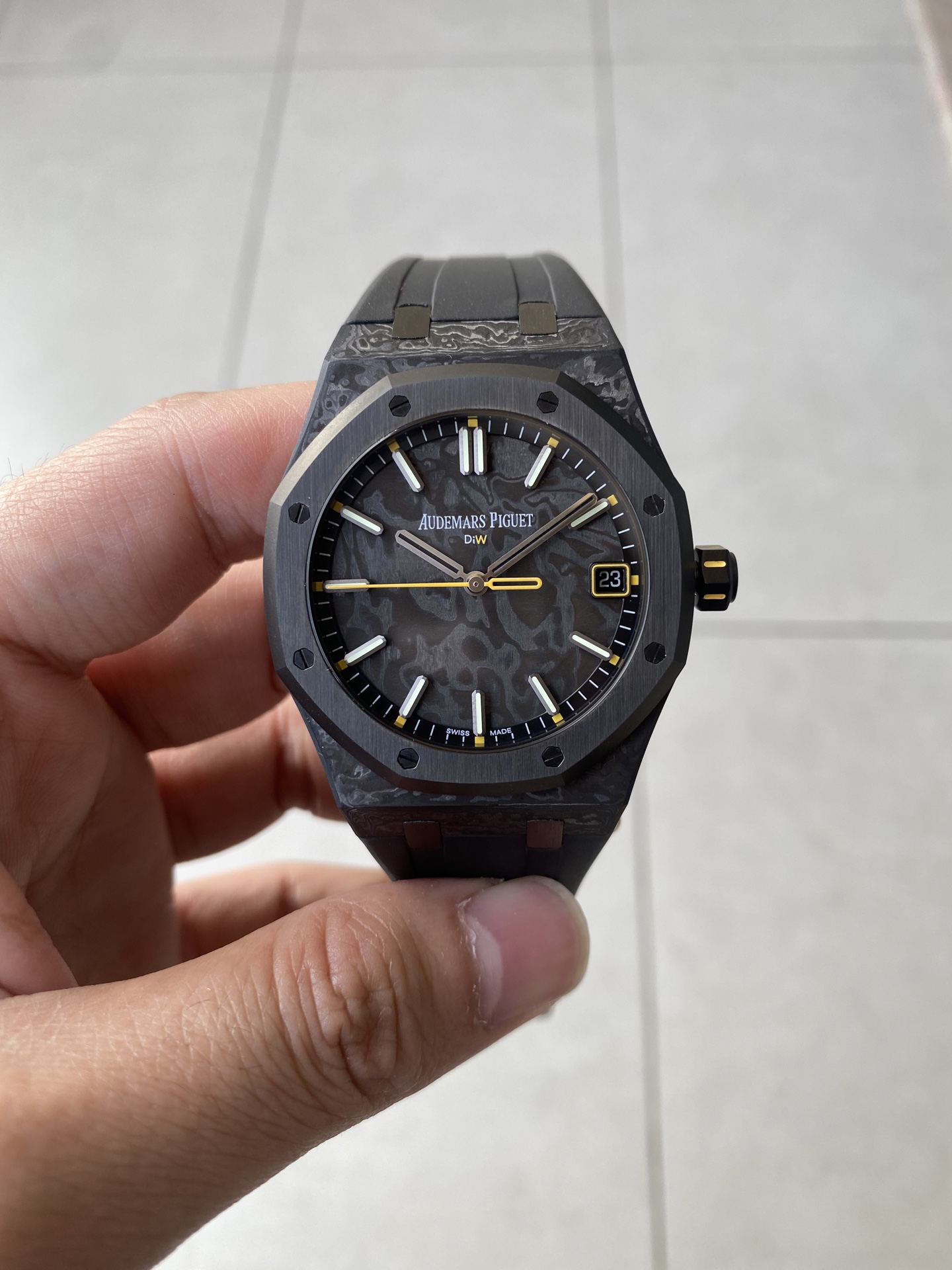 NO:641207,Royal Oak 15500 DiW 4302 integrated movement SYDER lemon yellow,19860909Royal Oak 15500 DiW 4302 一体机芯 SYDER 柠檬黄,,Watch