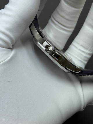 Patek Philippe Aquanaut 5167A detail 3