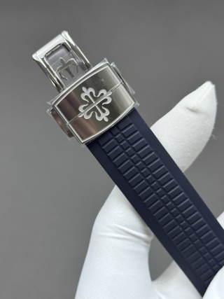 Patek Philippe Aquanaut 5167A detail 5