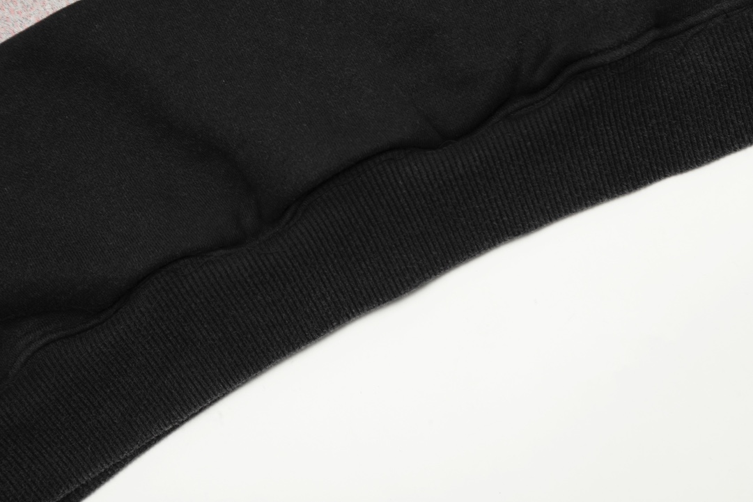 Vintage Kanye West Hoodie with Unique Design and High-Quality Materials - 图片 9