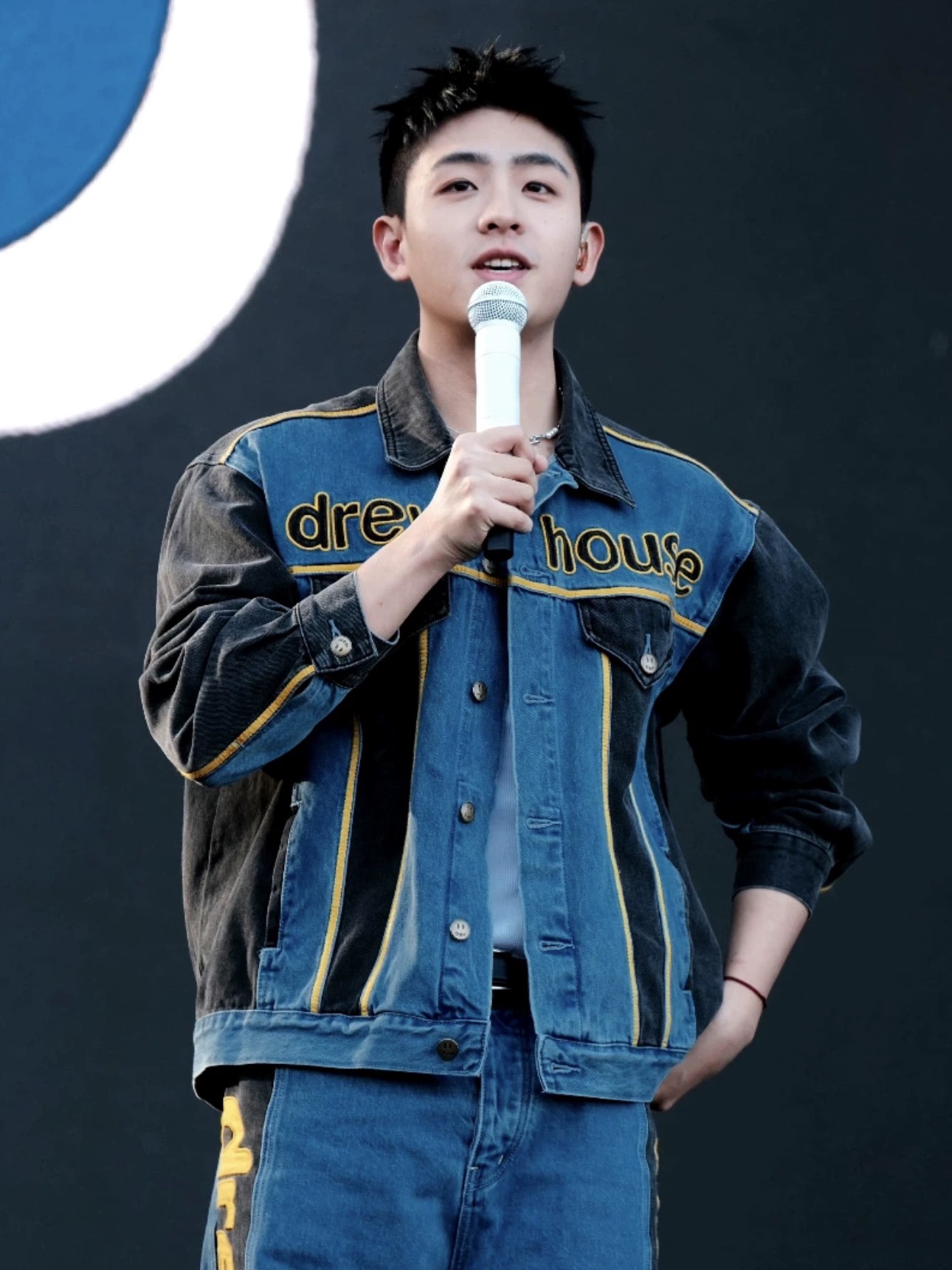 Limited Edition Drew House Cowboy Jacket: Unique Style with Smiling Face Embroidery - 图片 1