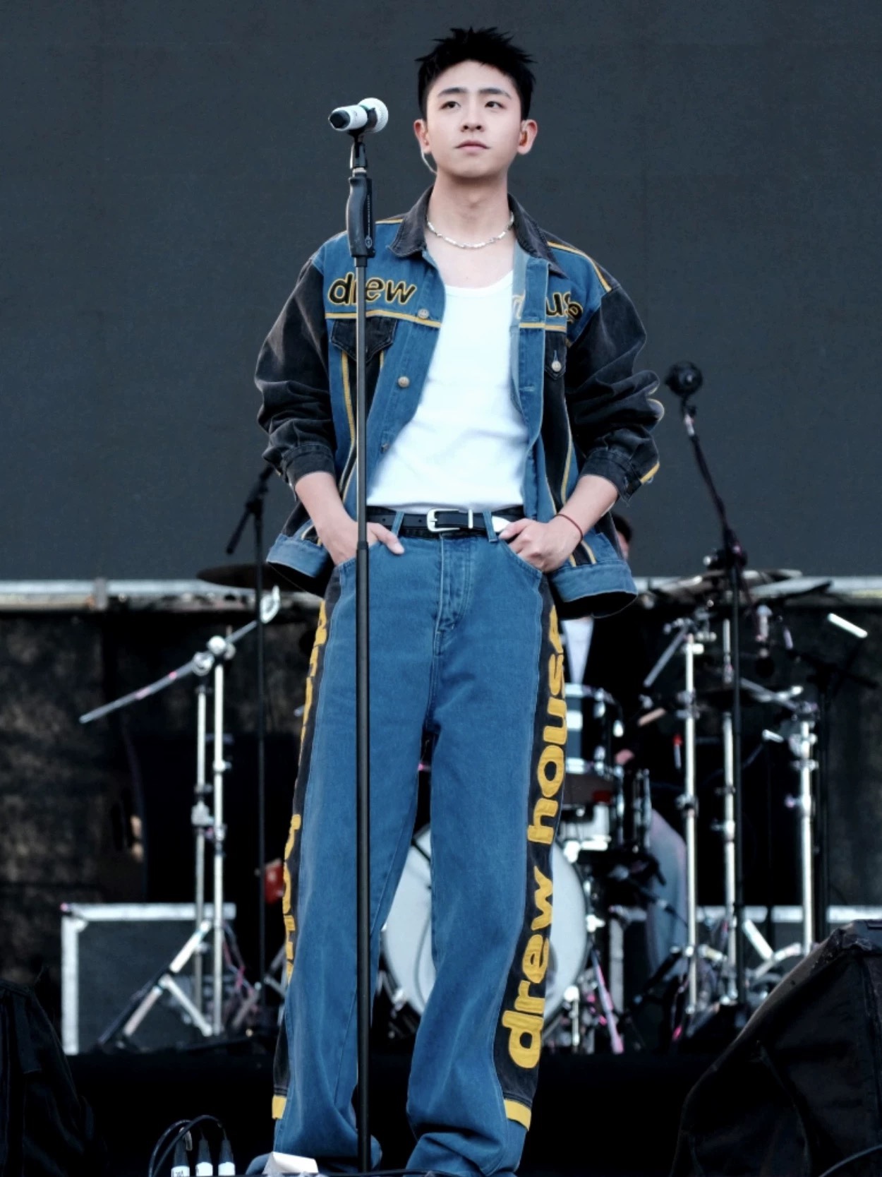 Limited Edition Drew House Cowboy Jacket: Unique Style with Smiling Face Embroidery - 图片 2