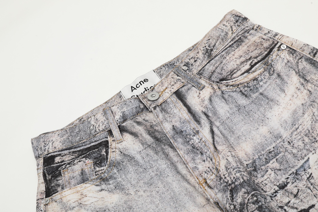 AC-Style 1981 Retro 3D Jeans: Ink-Scratched, Laser-Cut, High Detail. - 图片 4