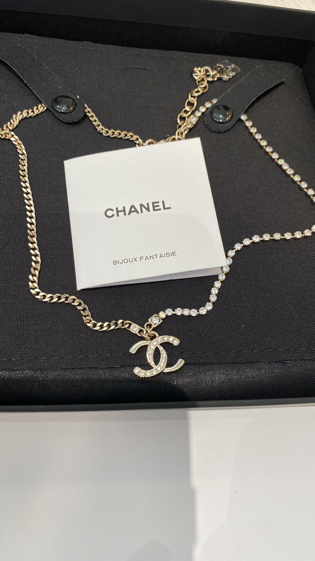 Chanel 24P 浅金色晶钻项链 3