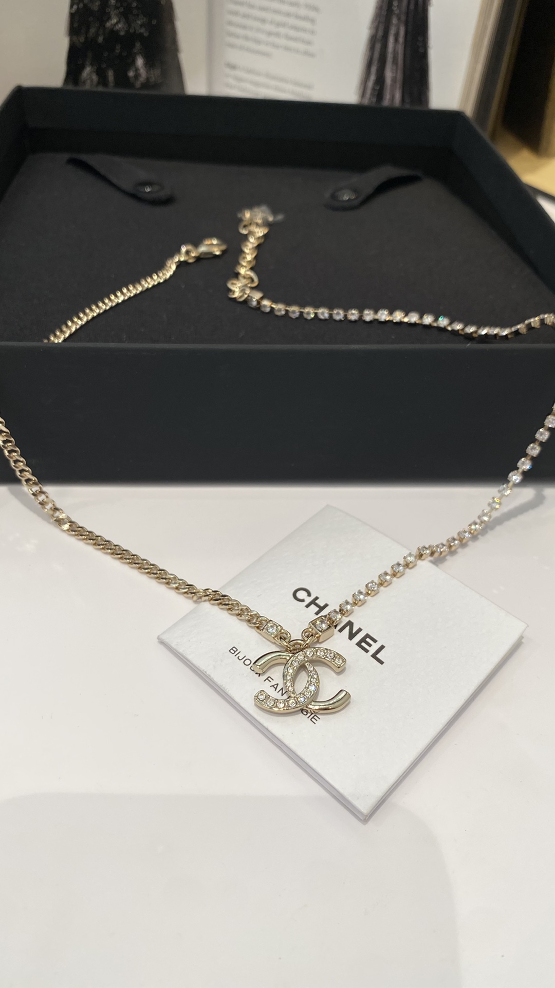 Chanel 24P 浅金色晶钻项链 4
