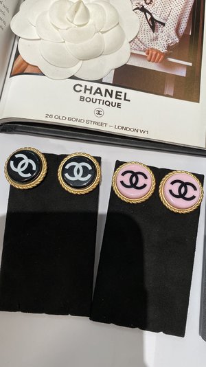 Chanel Jewelry Earring Black Pink