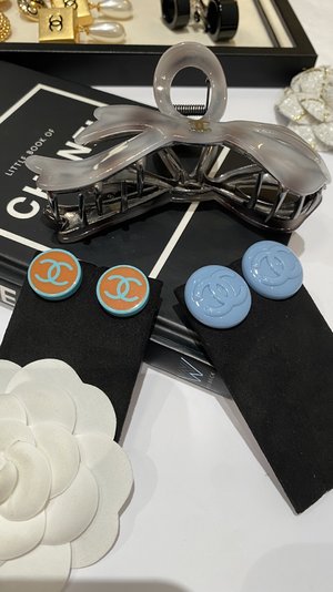 The Best Designer
 Chanel Jewelry Earring Blue Vintage